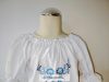 Hímzett kislány blúz - kék- virág