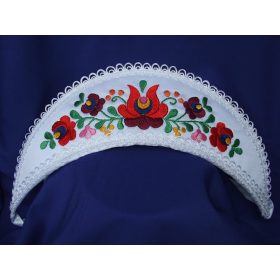 Menyasszonyi párta hímzett, matyó