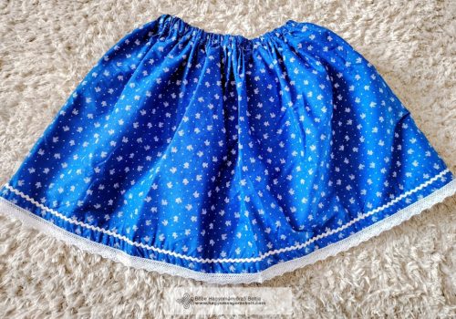 Kislány kék virágos szoknya 