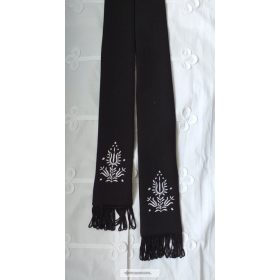 Bocskai sál, hímzett-1