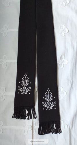Bocskai tie- embroidered 1