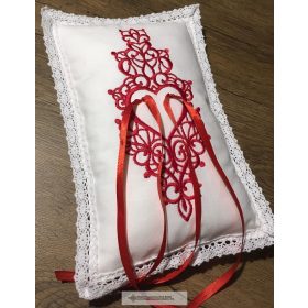 Hímzett gyűrűpárna-3