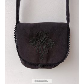 Női táska fekete, fekete díszítéssel