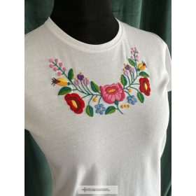 Hímzett póló, fehér