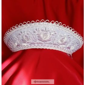 Fehér párta- Margit