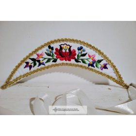 Kislány párta-hímzett- Zsóka