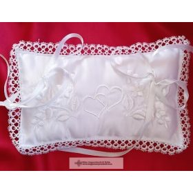 EMBROIDERED RING CUSHION - HUNGARIAN