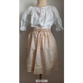 Kislány ruha együttes, gyöngysorral