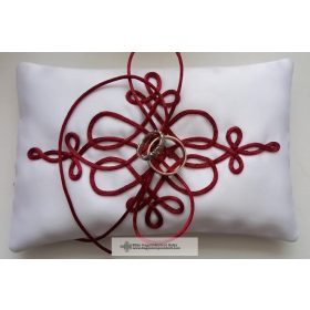 Gyűrűpárna zsinóros készítéssel