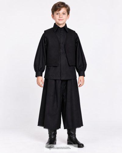 KINDER TRACHT UNGARISCH. betyár