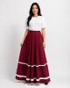 Reitrock mit doppelter Spitze, ungarische Tracht.