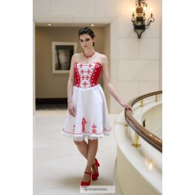 Menyecske ruha - Cecília