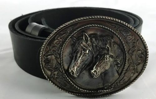Leather belt with "horseshoes" buckle
