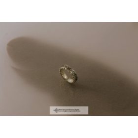 NŐI AVAR VÉGTELENFONAT GYŰRŰ