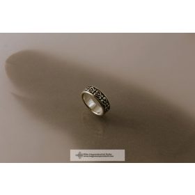 ISTENFALEVELES GYŰRŰ