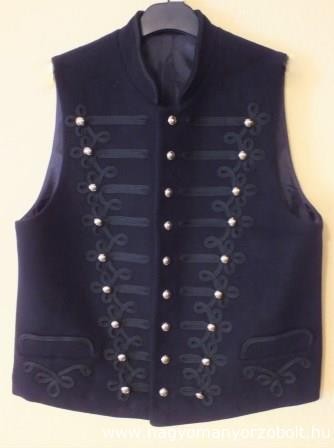 Mock-up vest with stringed decoration