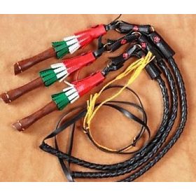 Vándornyakas mini ostor, nemzeti bőrös karikás ostor